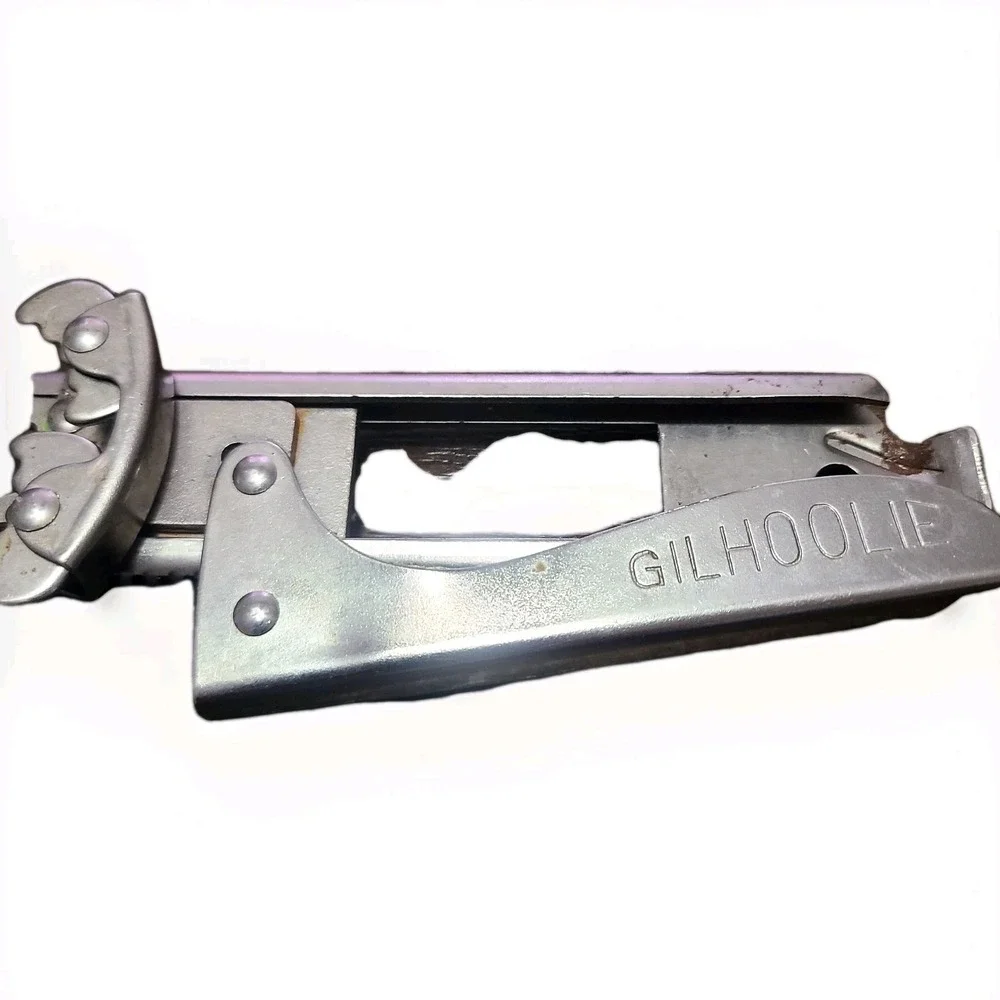 Vintage Gilhoolie Jar & Bottle Ratchet Opener Appliance Retro Tool Gadget 60s‎